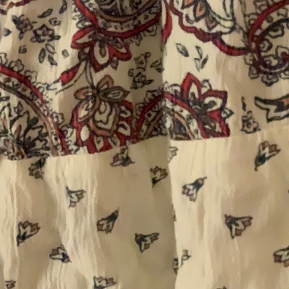 Paisley Three-Quarter Sleeve, Tie Neck Blouse-A&F - Picture 2 of 7